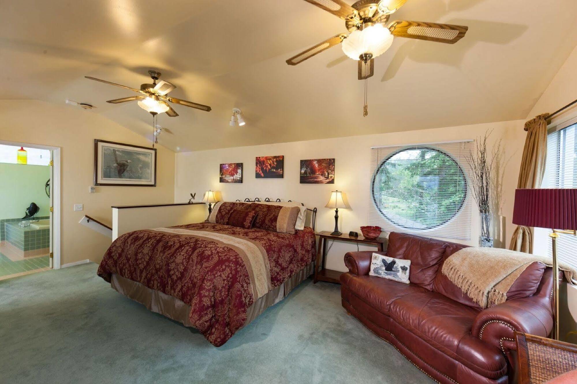 Hillside House Bed And Breakfast Friday Harbor Dış mekan fotoğraf